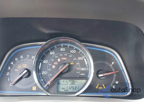 2014 Toyota Rav4 Limited z USA, uszkodzony, nr VIN 2T3YFREV0EW074211